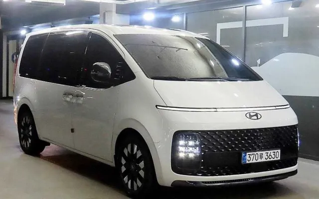 인천전액할부중고차 스타리아 4WD 디젤 라운지 인스퍼레이션 매물 사진 5 - 2024/04 20,760km